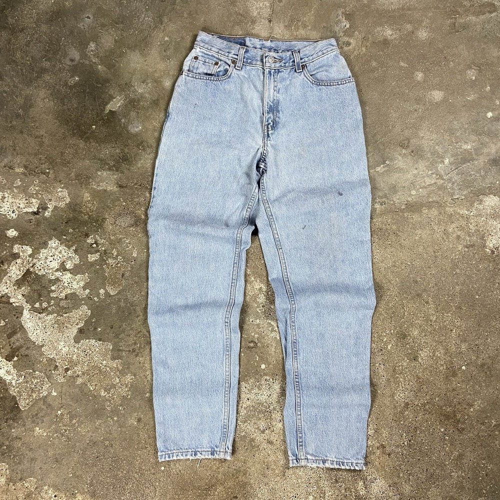 Vintage 90s Levi's 550 Jeans Women's Size 8 Blue Denim Light Wash Relaxed Fit